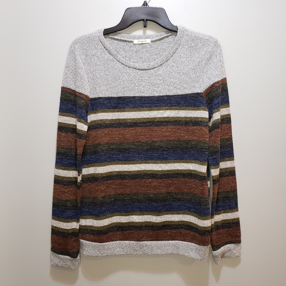 12Pm By Mon Ami Lightweight Sweater NWOT SZ. SM